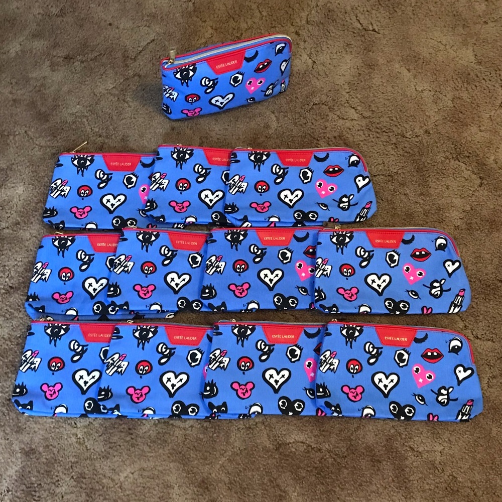 11 Estée Lauder Cosmetic Bags